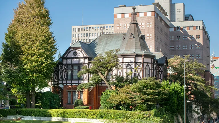 明治学院大学の校舎。